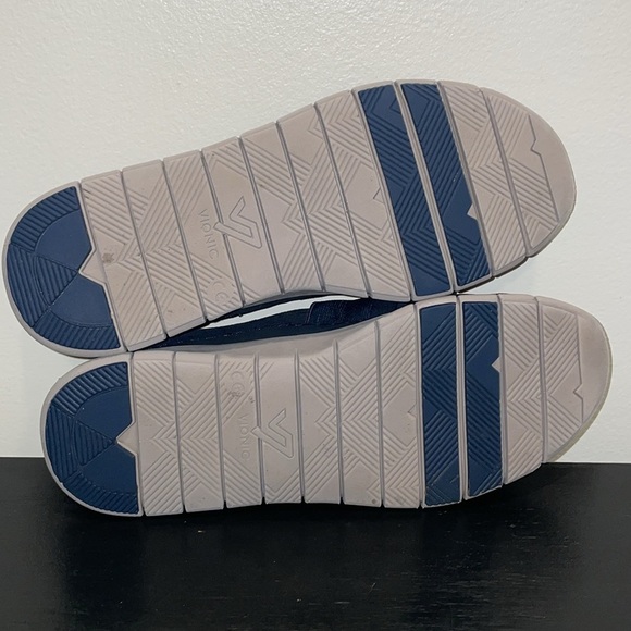 VIONIC Kristi Navy Suede Slip on Loafers.  Size 8. - Picture 10 of 10